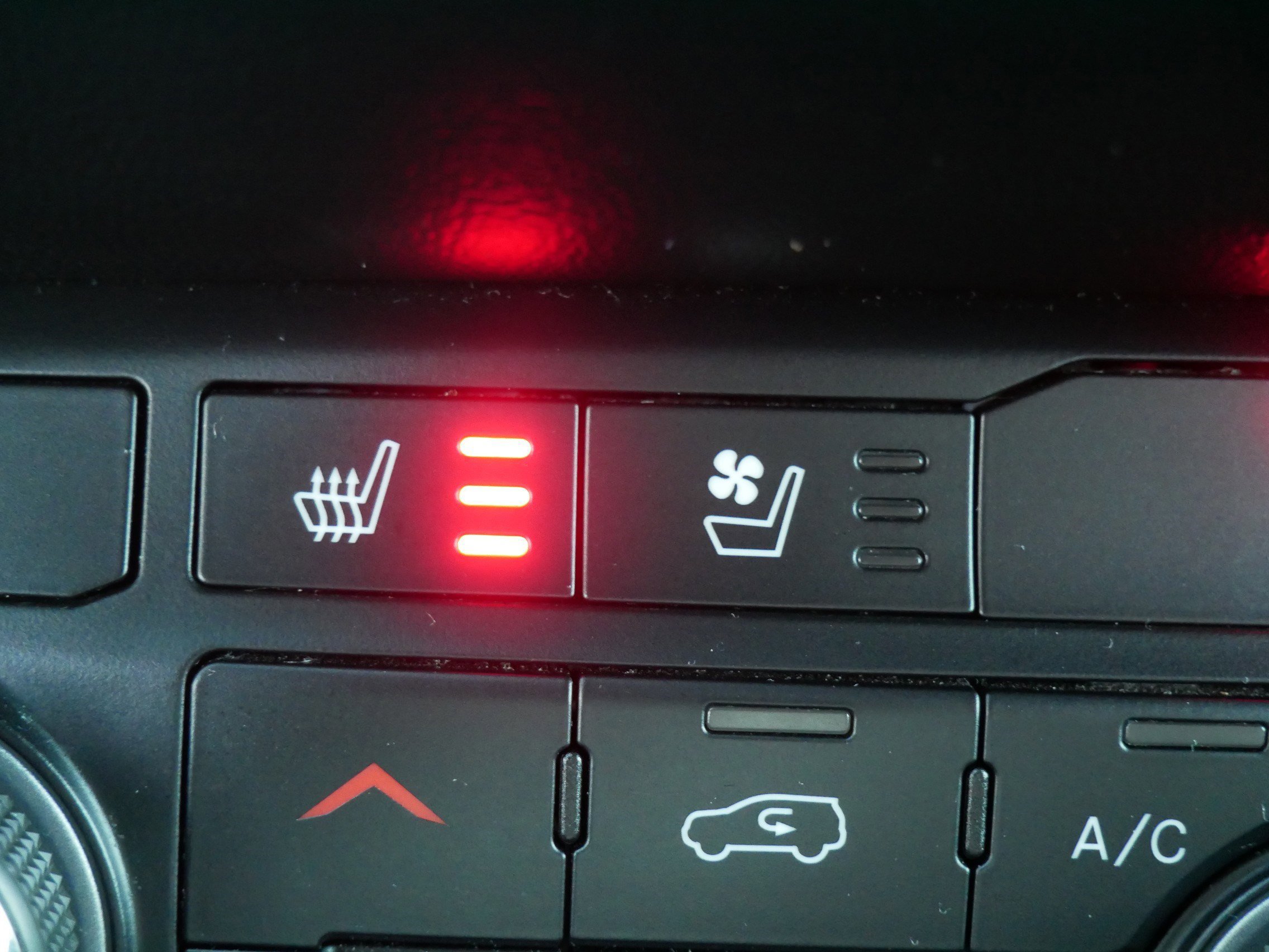 Used 2024 Dodge Durango GT image 31