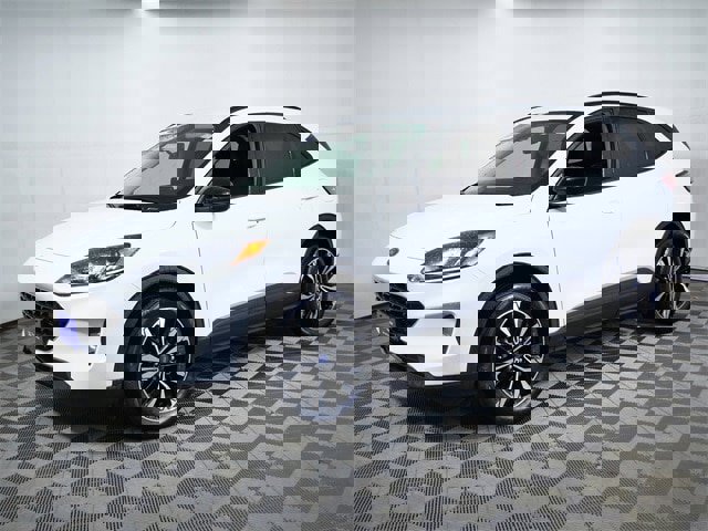 Certified 2022 Ford Escape SEL w/ Equipment Group 302A image 5