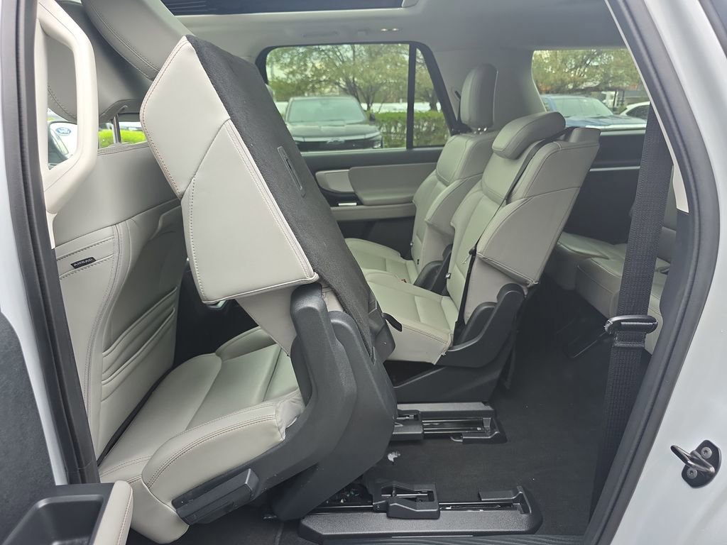 Certified 2025 Ford Expedition Max Active AWD/4WD image 44
