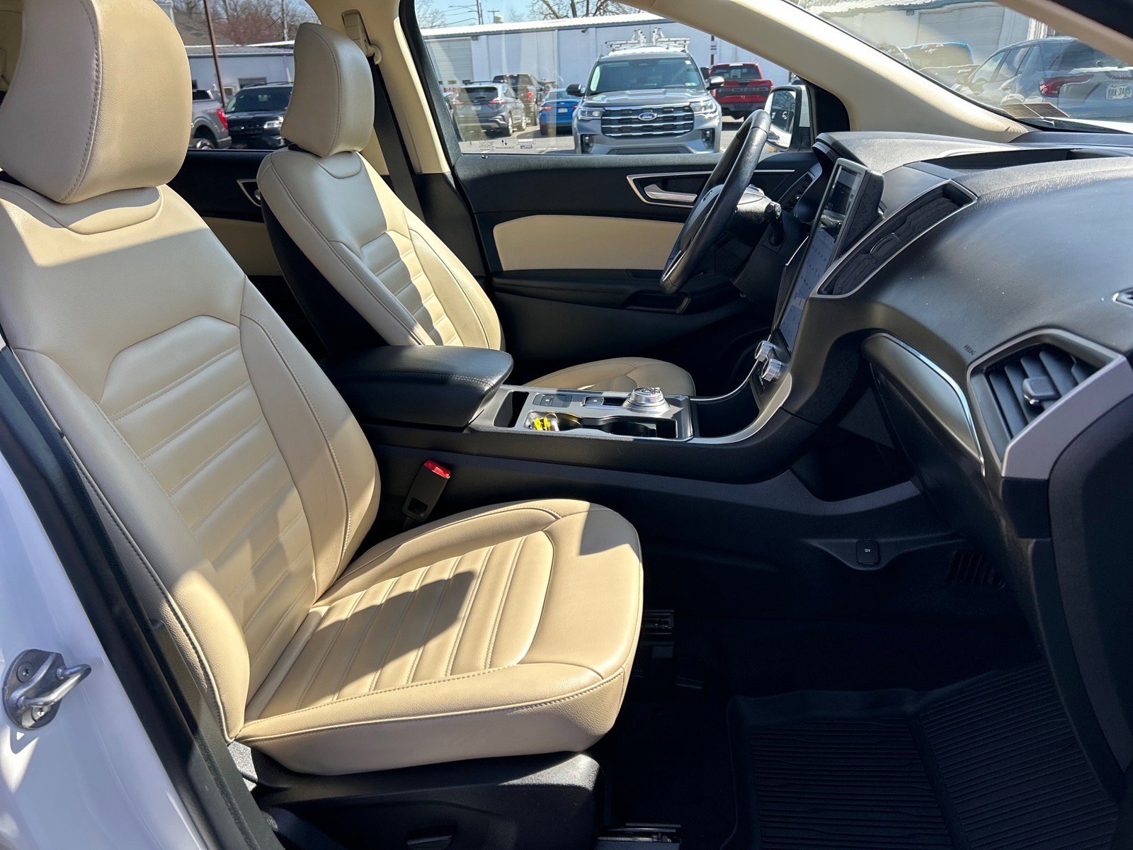 Certified 2022 Ford Edge SEL w/ Convenience Package image 18