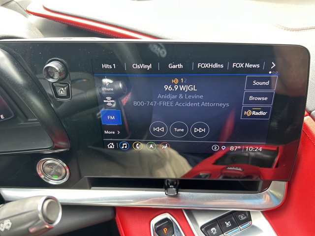 Used 2021 Chevrolet Corvette Stingray Preferred Cpe w/ Z51 Performance Package RWD image 27