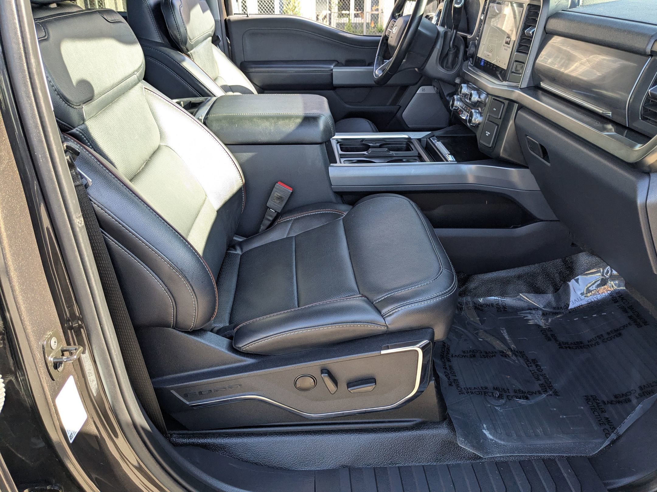 Certified 2024 Ford F350 Lariat w/ Lariat Ultimate Package AWD/4WD image 45