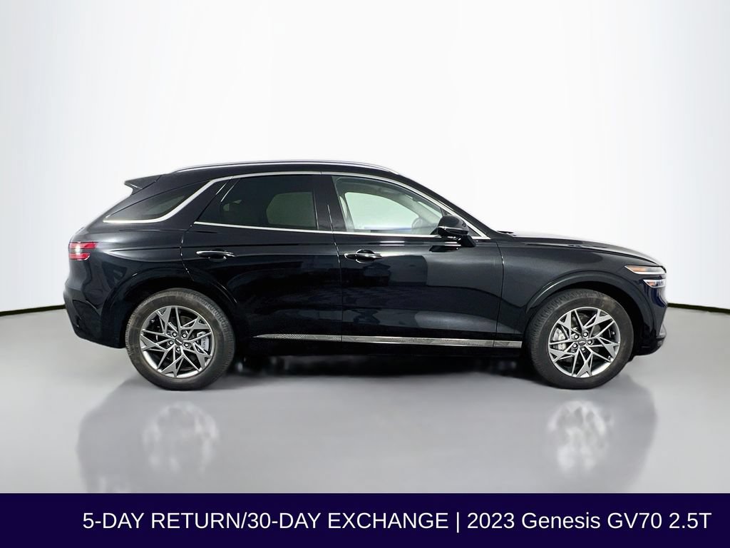 Used 2023 Genesis GV70 2.5T w/ Select Package AWD/4WD image 9