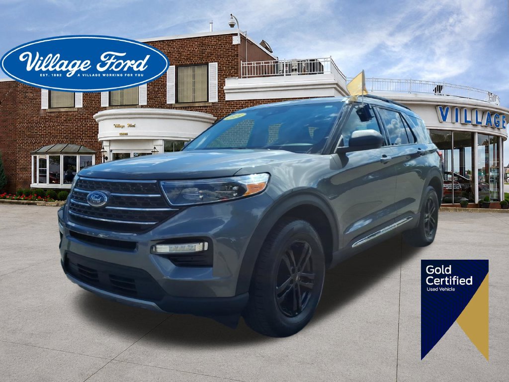 Certified 2024 Ford Explorer XLT w/ Equipment Group 202A