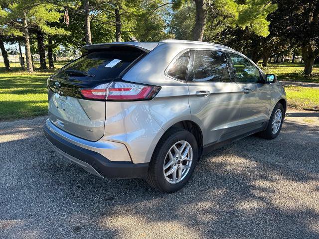 Certified 2024 Ford Edge SEL w/ Convenience Package AWD/4WD image 8