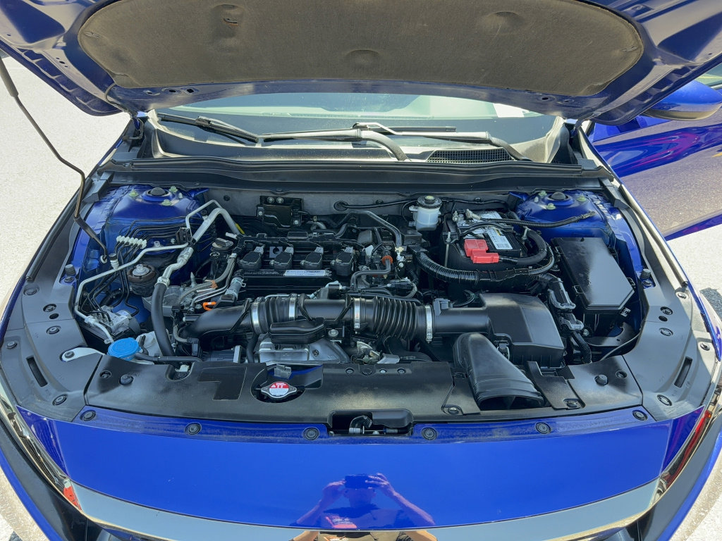 Used 2018 Honda Accord Sport image 35