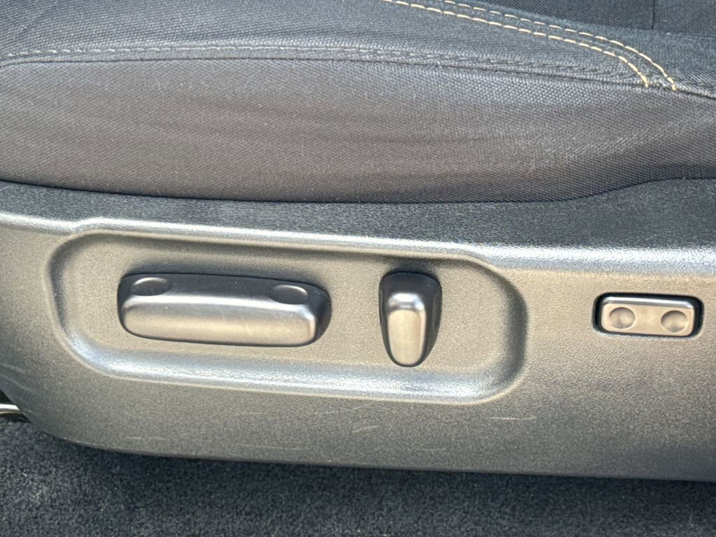 Used 2020 Toyota Tacoma SR5 image 22