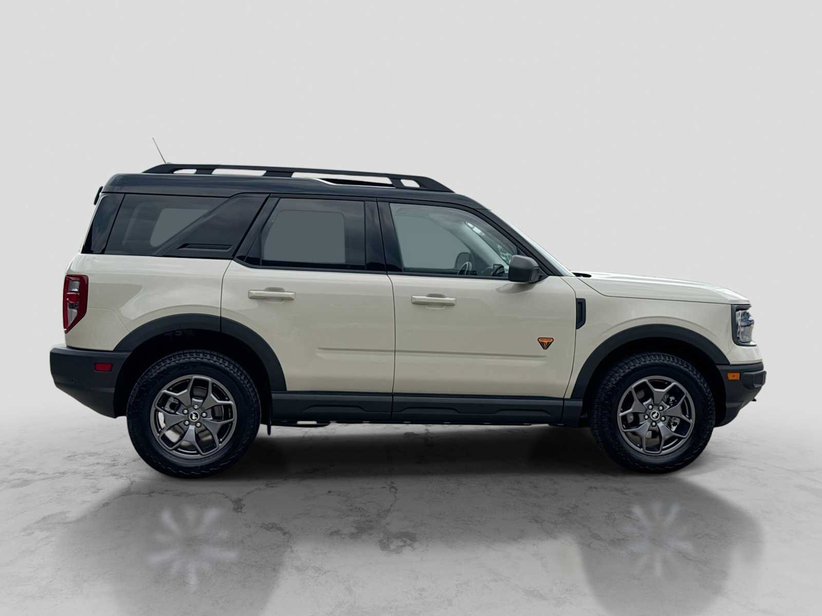 Certified 2024 Ford Bronco Sport Badlands w/ Premium Package AWD/4WD image 7