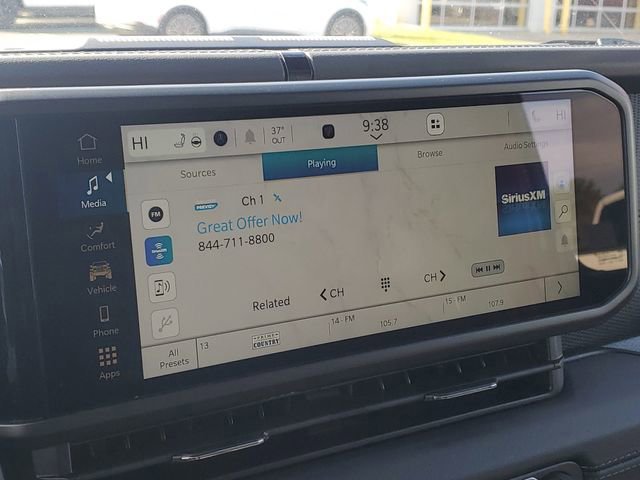 Used 2025 Jeep Wrangler Unlimited Rubicon w/ Convenience Group image 13