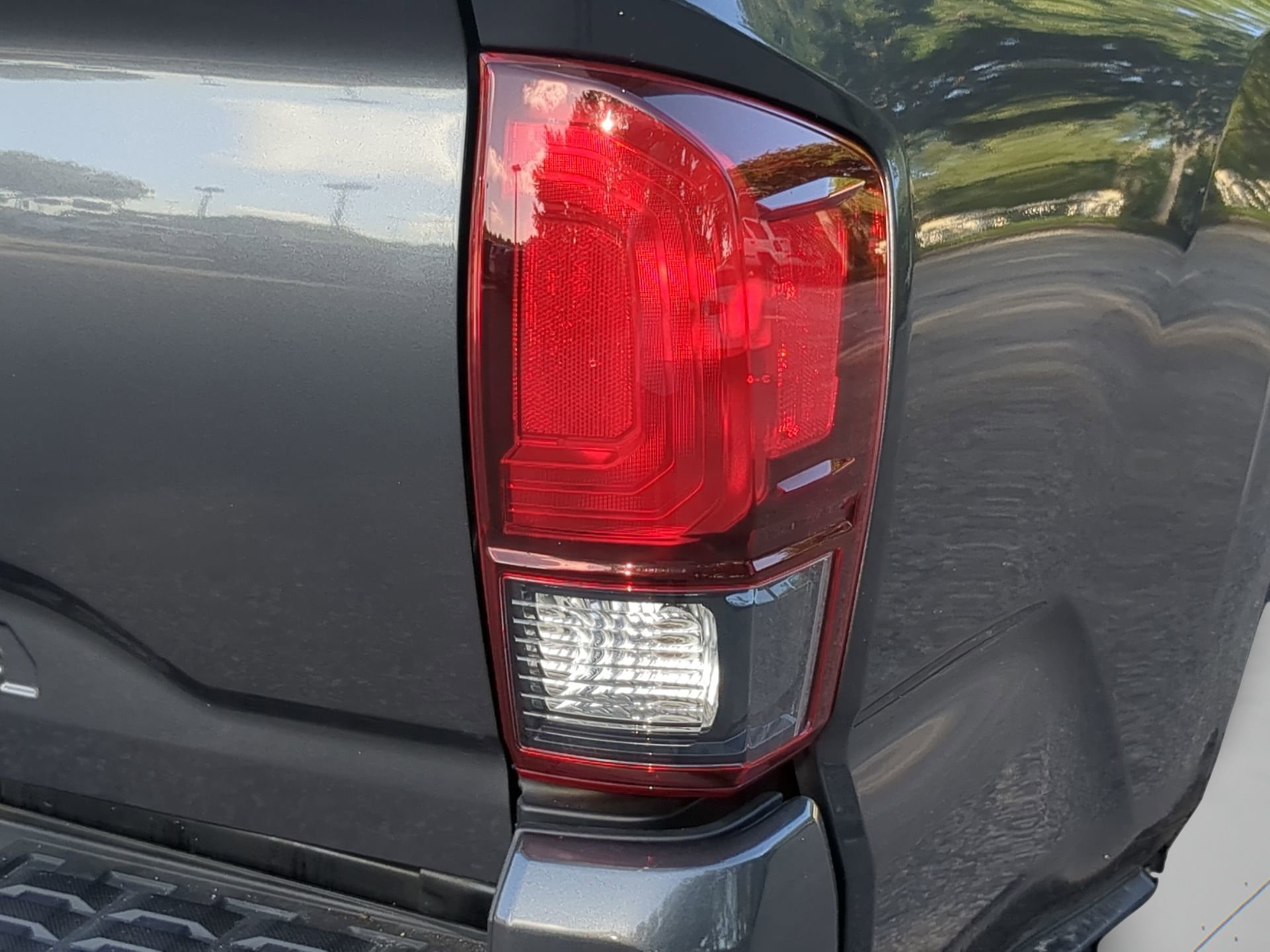Used 2022 Toyota Tacoma SR RWD image 45