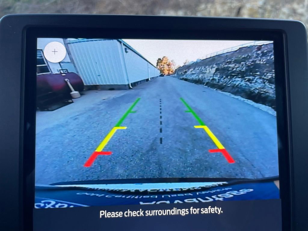 Certified 2024 Ford Edge SE image 21