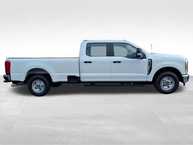 Certified 2023 Ford F250 XL w/ XL Chrome Package image 7