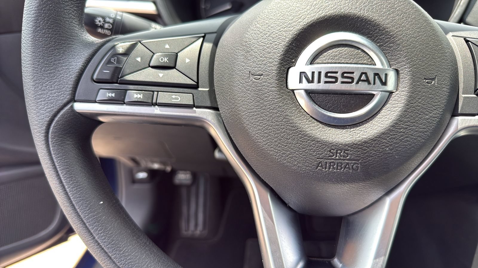 Used 2022 Nissan Altima 2.5 S FWD image 11