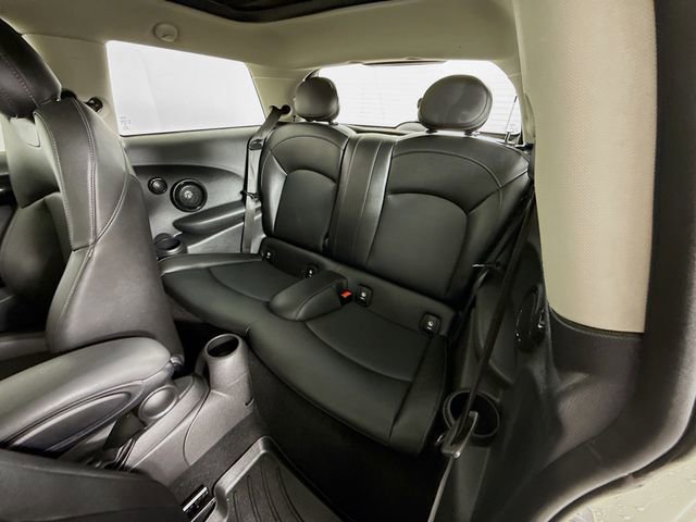 Used 2019 MINI Cooper S w/ Premium Package image 25