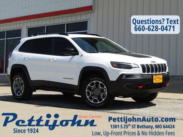 Used 2022 Jeep Cherokee Trailhawk w/ Premium Leather Package AWD/4WD image 1
