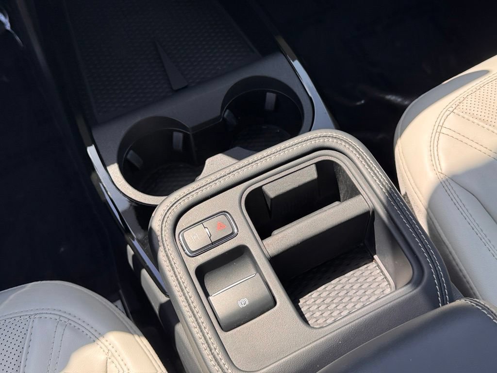 Certified 2025 Ford Mustang Mach-E Premium RWD image 25