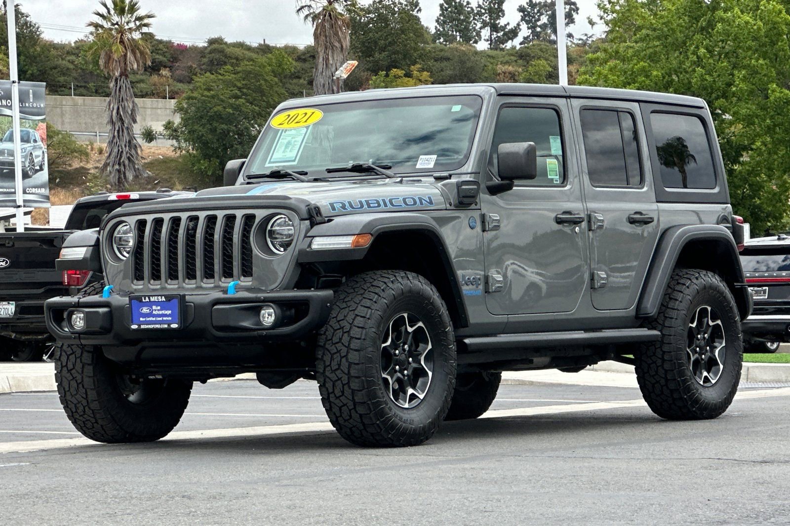 Used 2021 Jeep Wrangler Unlimited Rubicon 4xe w/ Steel Bumper Group AWD/4WD image 7