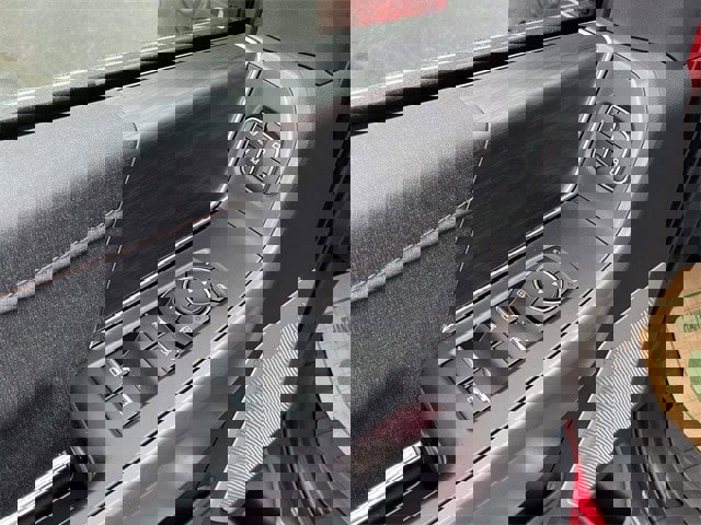 Certified 2024 Ford F150 Lariat w/ Equipment Group 502A High image 18