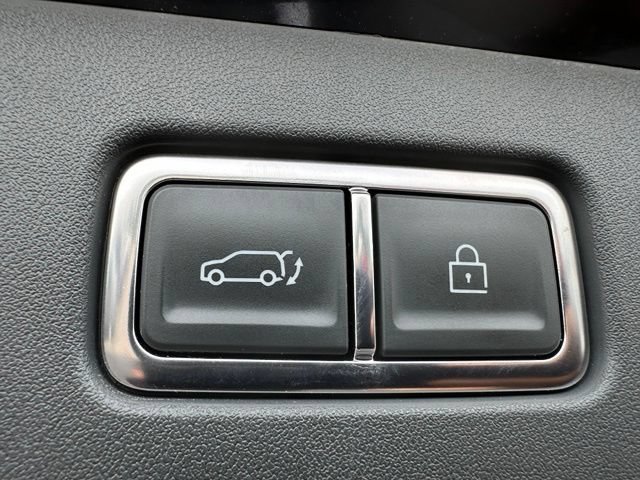 Used 2024 Kia EV9 Land AWD/4WD image 12