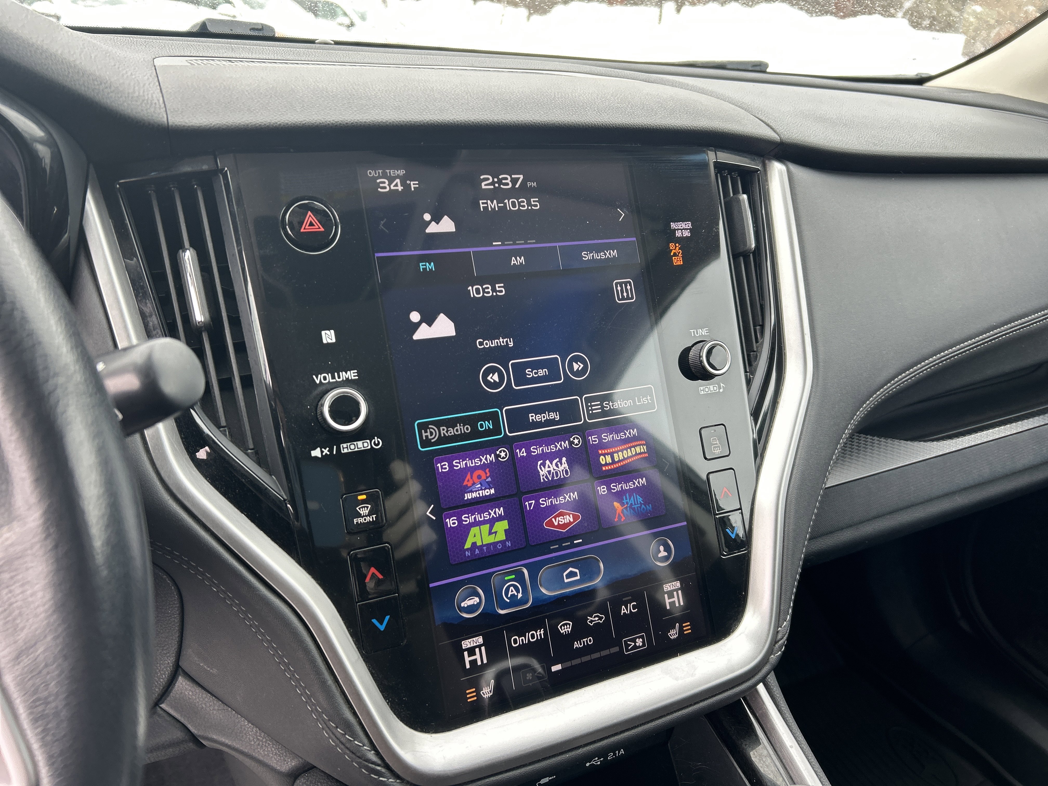 Used 2021 Subaru Outback Premium image 19