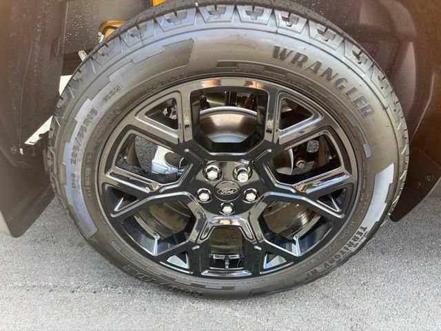Certified 2026 Ford Maverick XLT w/ Black Appearance Package AWD/4WD image 26