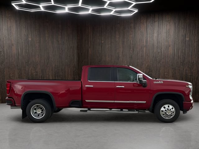 Used 2024 Chevrolet Silverado 3500 High Country AWD/4WD image 8