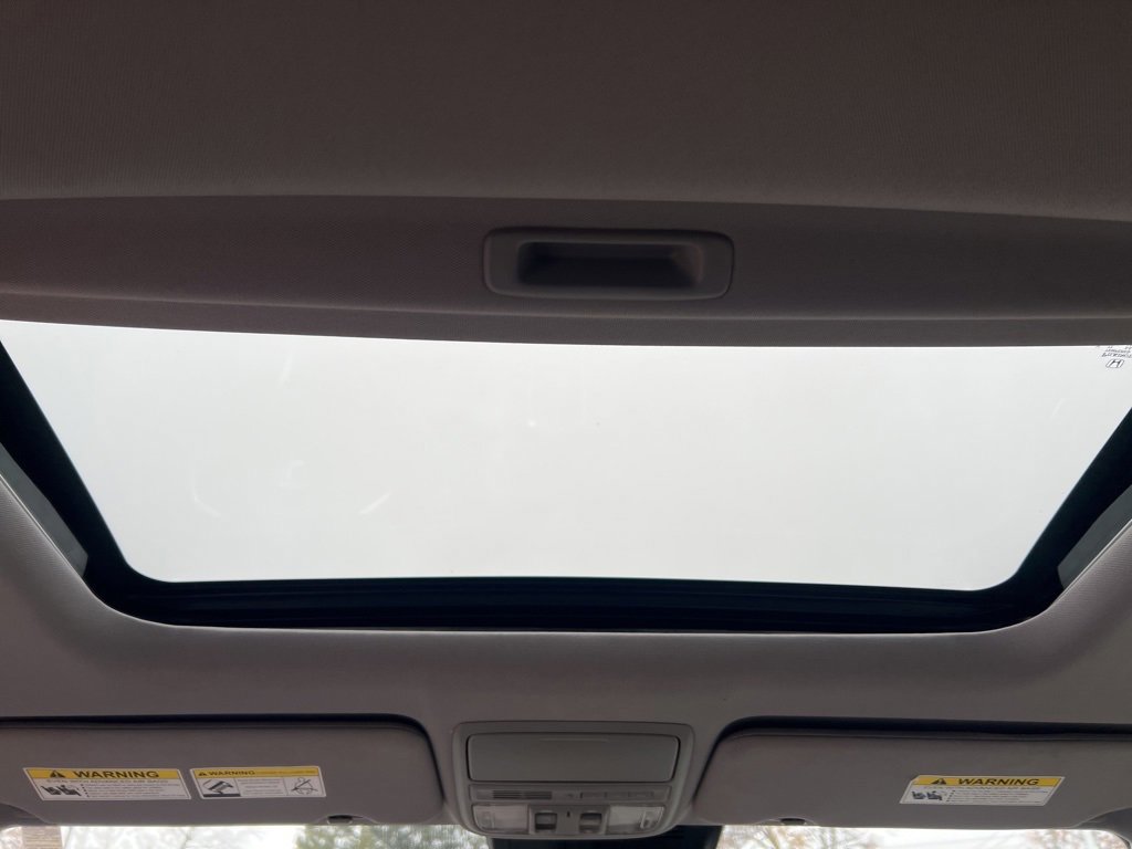 Used 2017 Honda CR-V Touring image 29