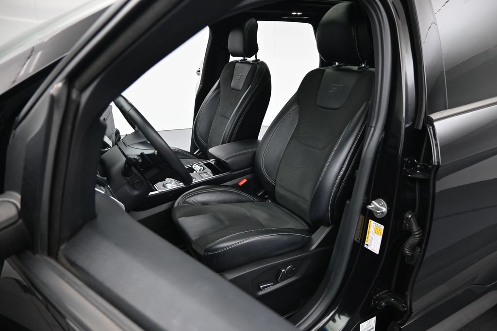 Certified 2019 Ford Edge ST w/ Equipment Group 401A AWD/4WD image 9