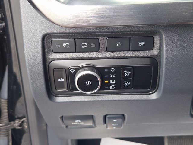Certified 2023 Ford F250 Lariat w/ Lariat Ultimate Package AWD/4WD image 25