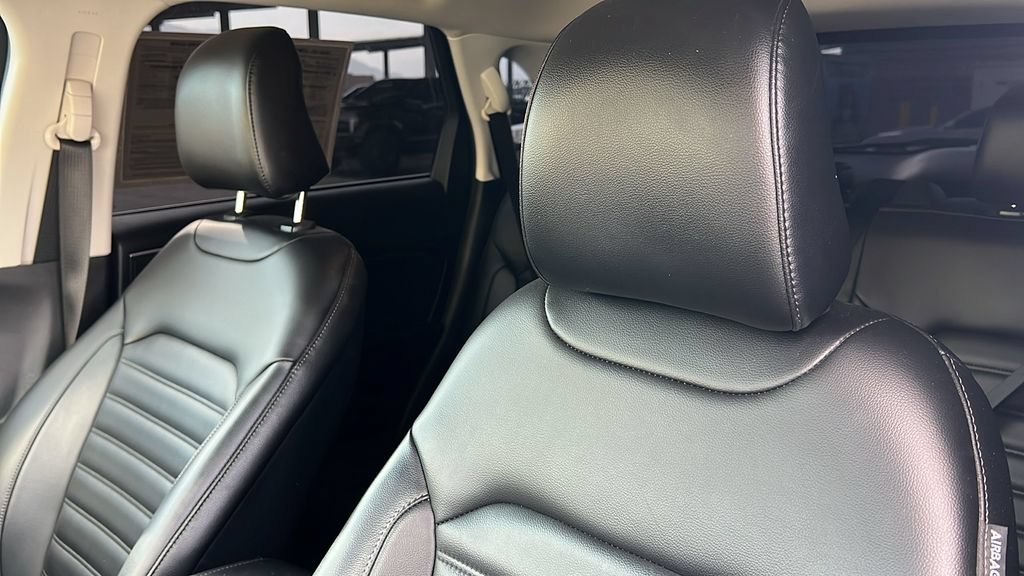 Certified 2024 Ford Edge SEL w/ Convenience Package AWD/4WD image 15