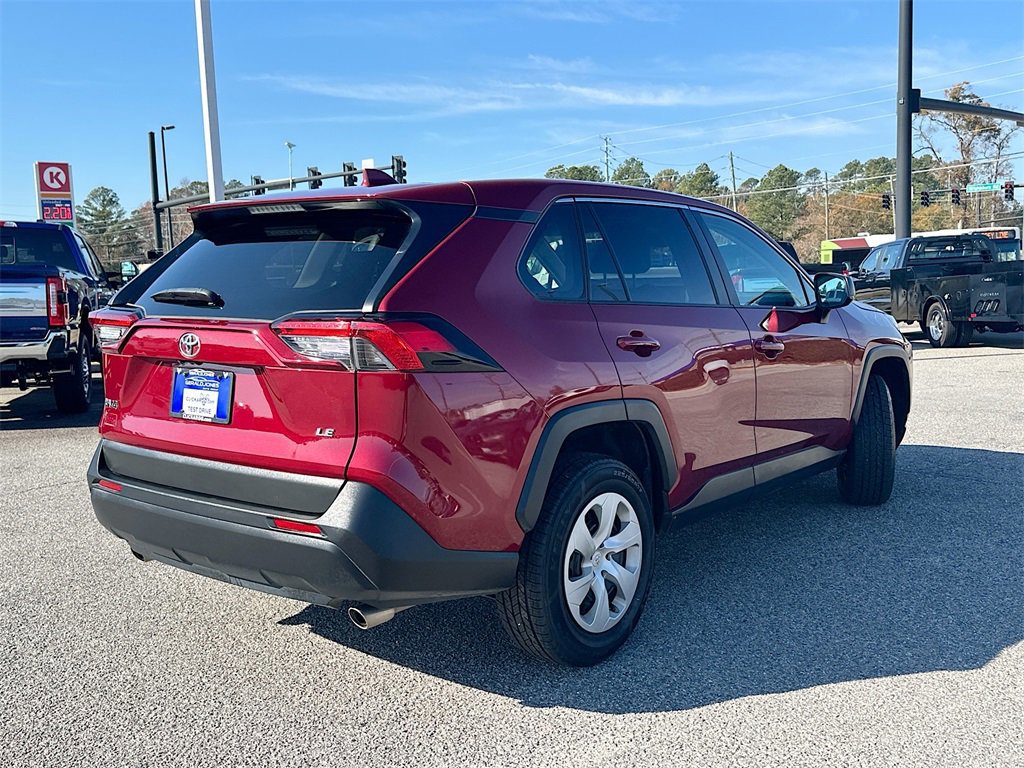 Used 2023 Toyota RAV4 LE image 4