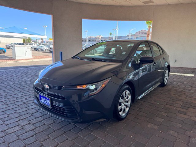 Used 2024 Toyota Corolla LE FWD image 1