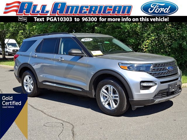 Certified 2023 Ford Explorer XLT w/ Equipment Group 202A AWD/4WD image 1