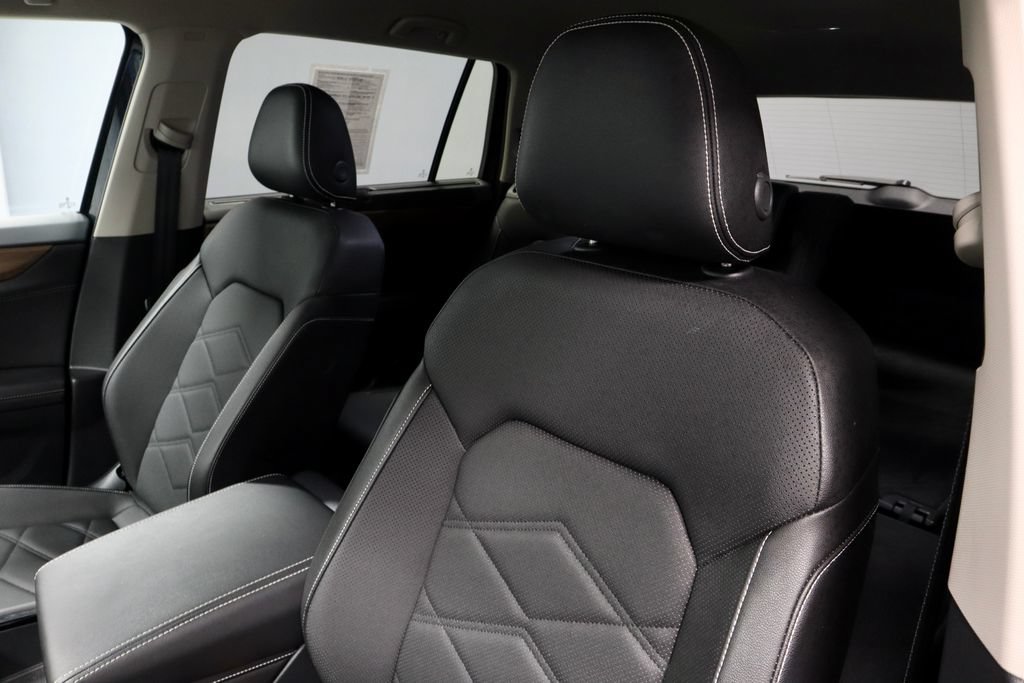 Used 2025 Volkswagen Atlas SE FWD image 27