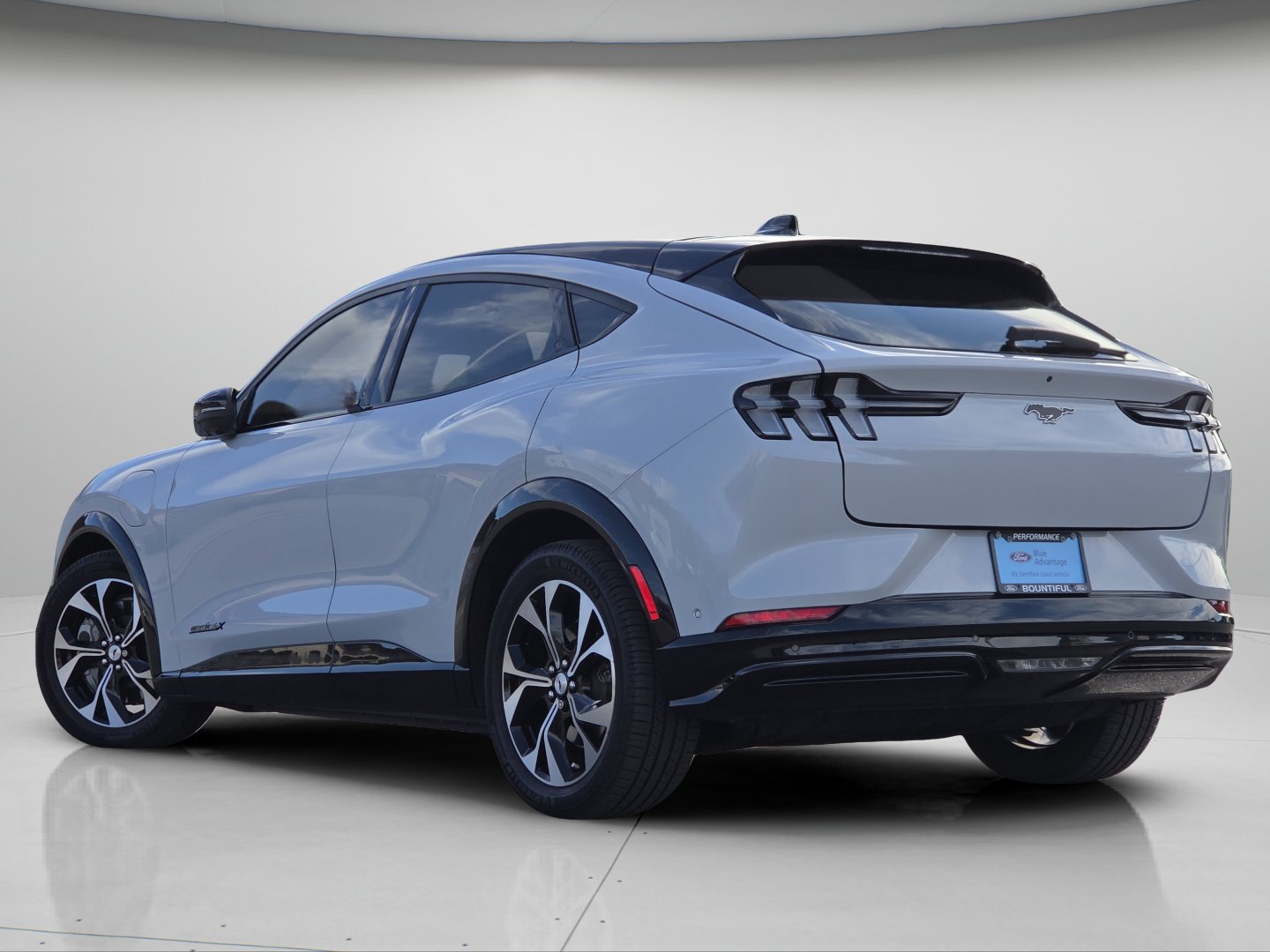 Certified 2023 Ford Mustang Mach-E Premium AWD/4WD image 20
