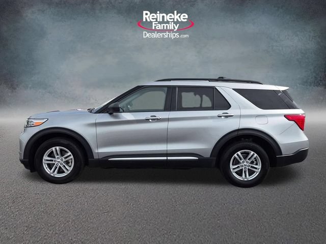 Certified 2024 Ford Explorer XLT w/ Equipment Group 202A AWD/4WD image 9