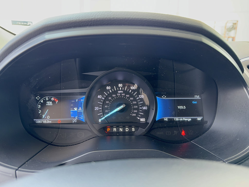 Certified 2022 Ford Edge SE w/ Black Appearance Package AWD/4WD image 16