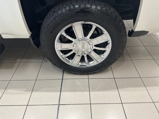 Used 2017 Chevrolet Silverado 1500 High Country AWD/4WD image 27