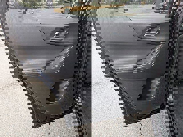 Used 2025 Chevrolet Equinox LT image 24