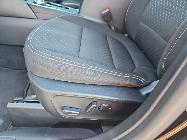 Certified 2023 Ford Escape Active FWD image 17