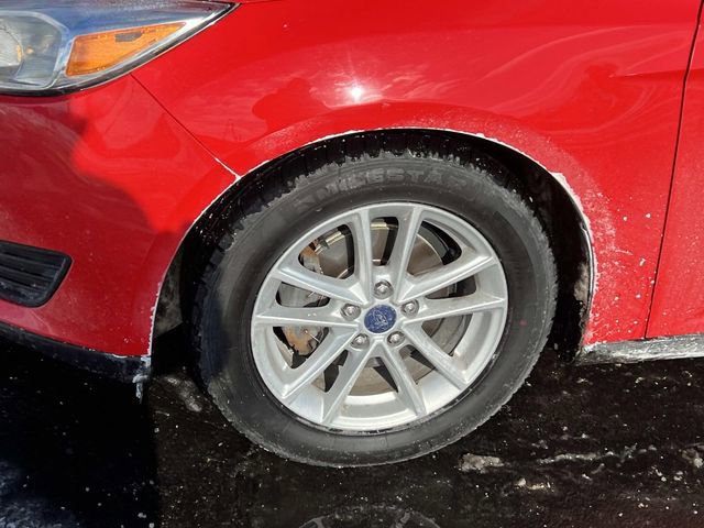 Certified 2017 Ford Focus SE image 9