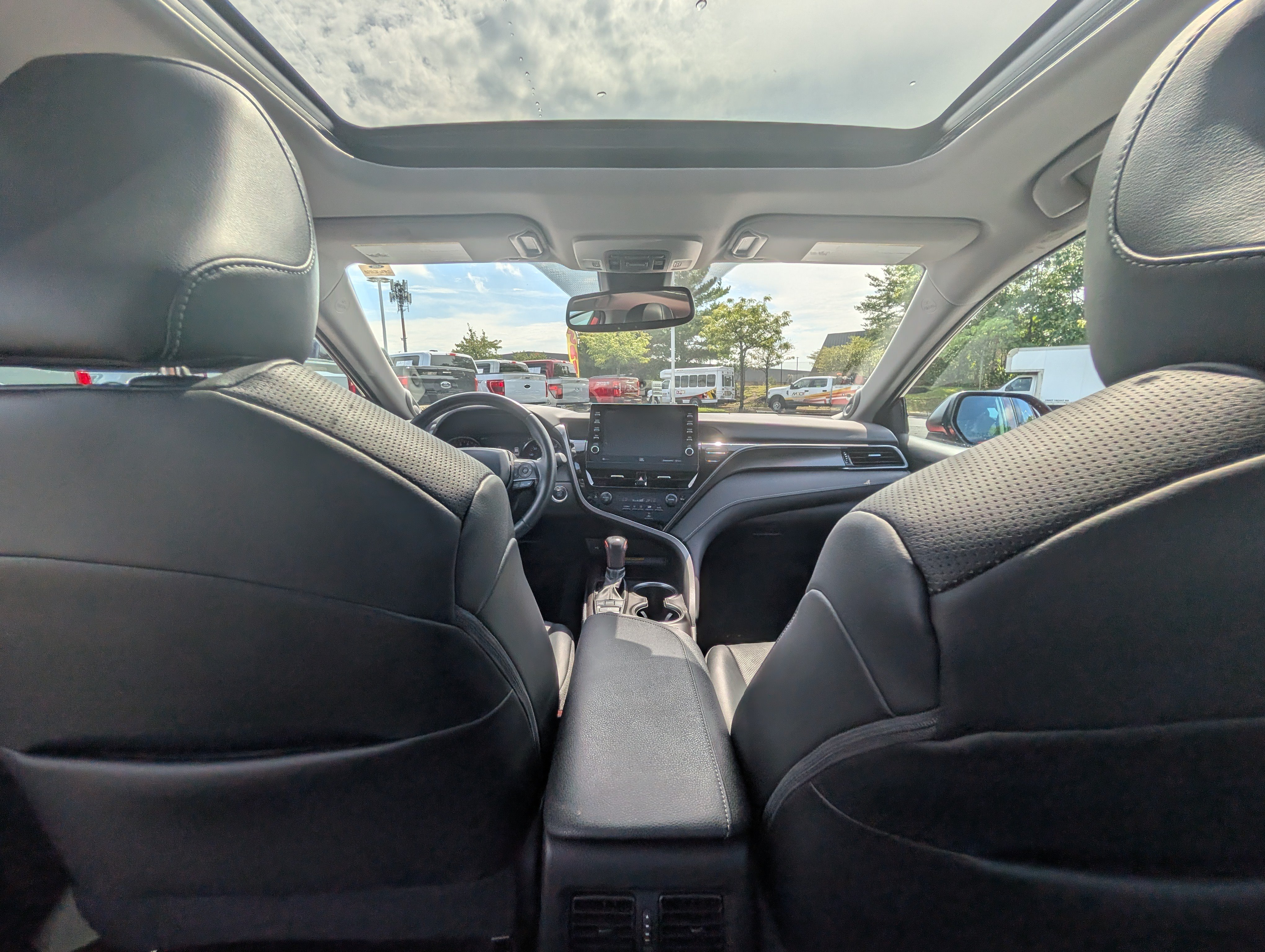 Used 2021 Toyota Camry XSE w/ TRD Appearance Package (TMS) FWD image 15
