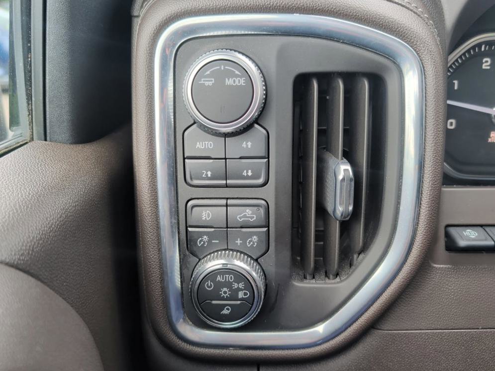 Used 2021 GMC Sierra 2500 Denali w/ Denali Ultimate Package AWD/4WD image 17