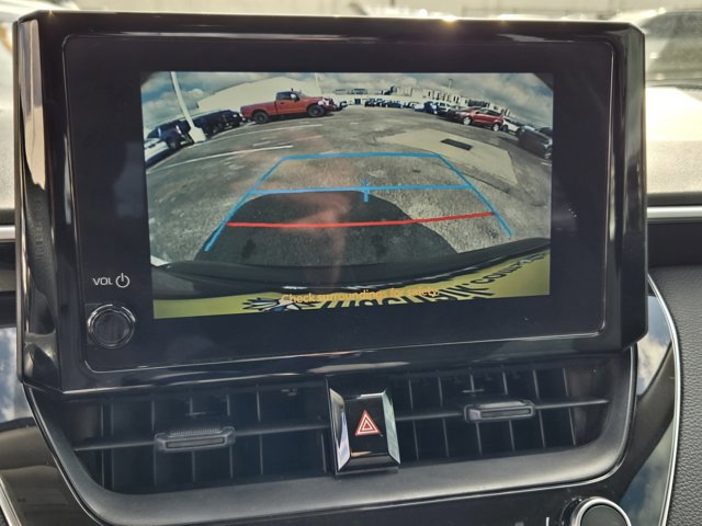 Used 2025 Toyota Corolla LE image 16