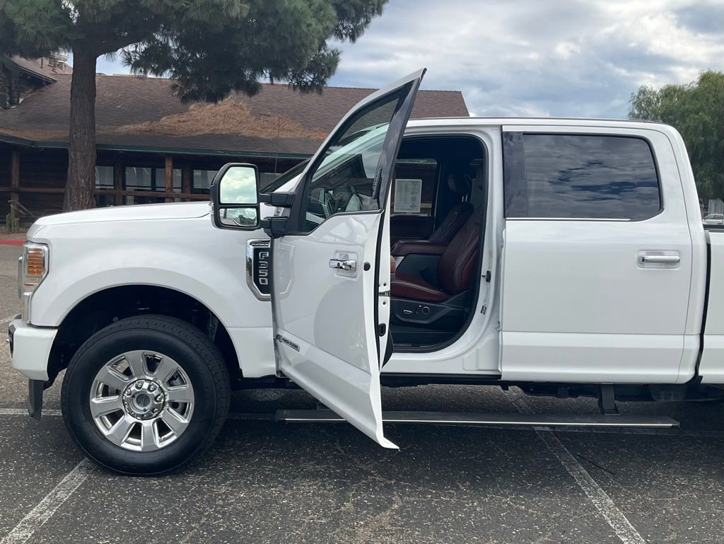 Certified 2022 Ford F350 Platinum w/ FX4 Off-Road Package image 73