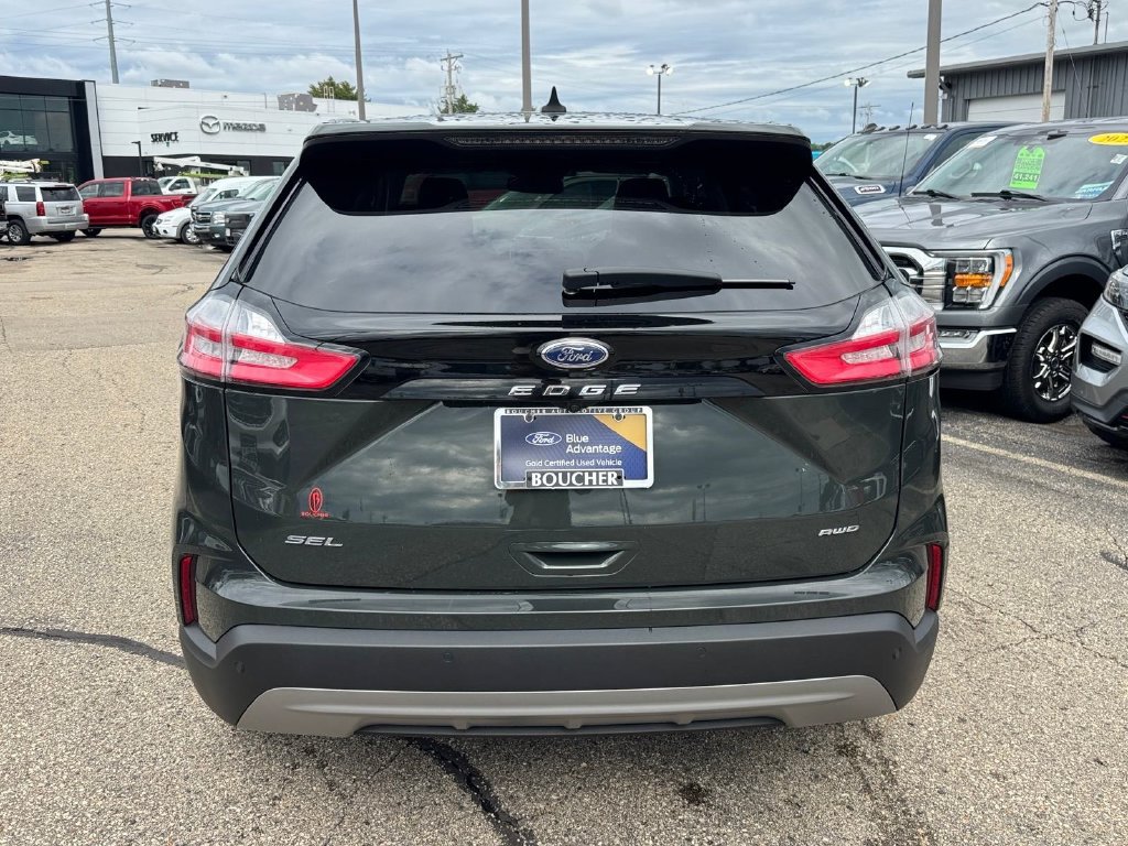 Certified 2024 Ford Edge SEL w/ Convenience Package AWD/4WD image 4