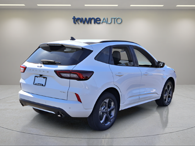 Certified 2023 Ford Escape ST-Line w/ Tech Pack #1 AWD/4WD image 7