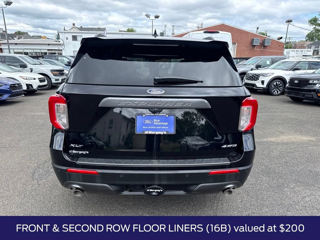 Certified 2023 Ford Explorer XLT w/ Equipment Group 202A AWD/4WD image 6