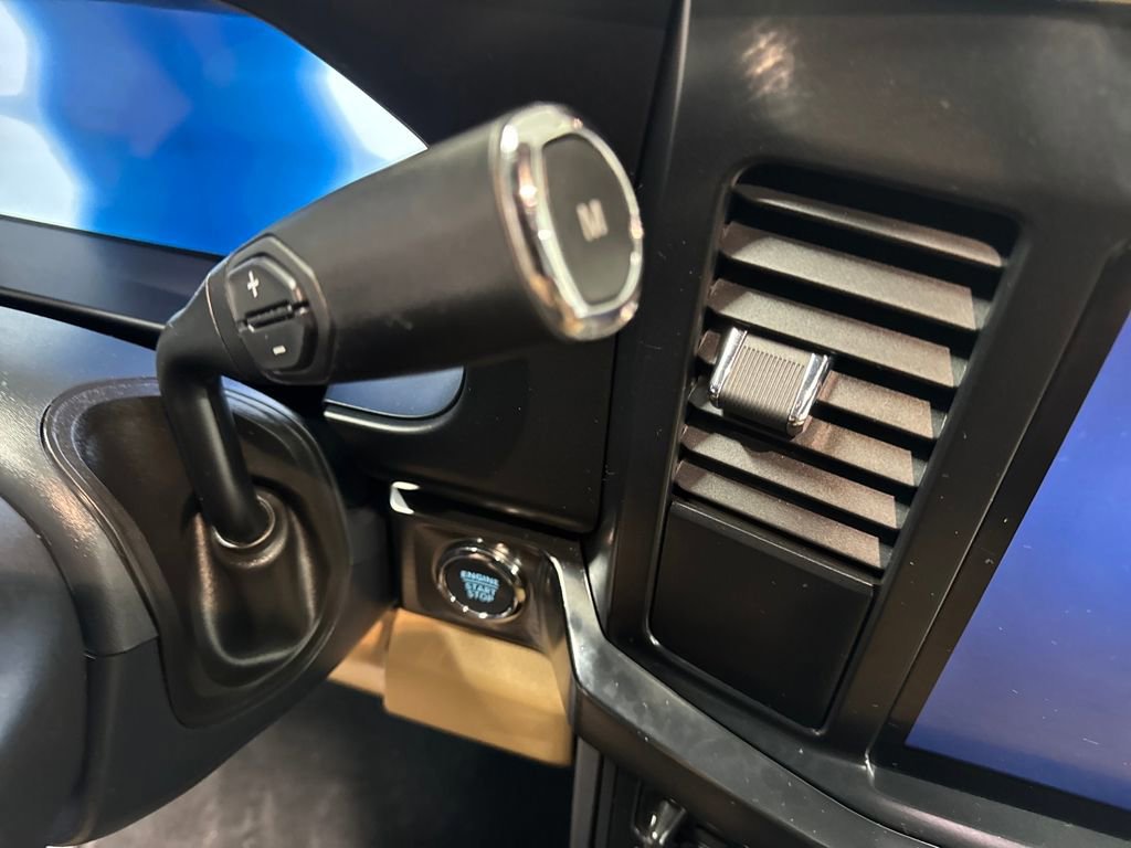 Certified 2024 Ford F250 Lariat w/ Chrome Package image 28