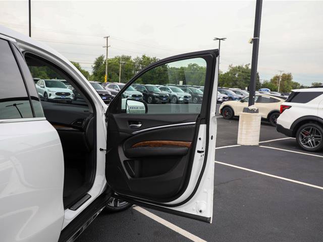 Used 2020 Acura MDX w/ Technology Package AWD/4WD image 25